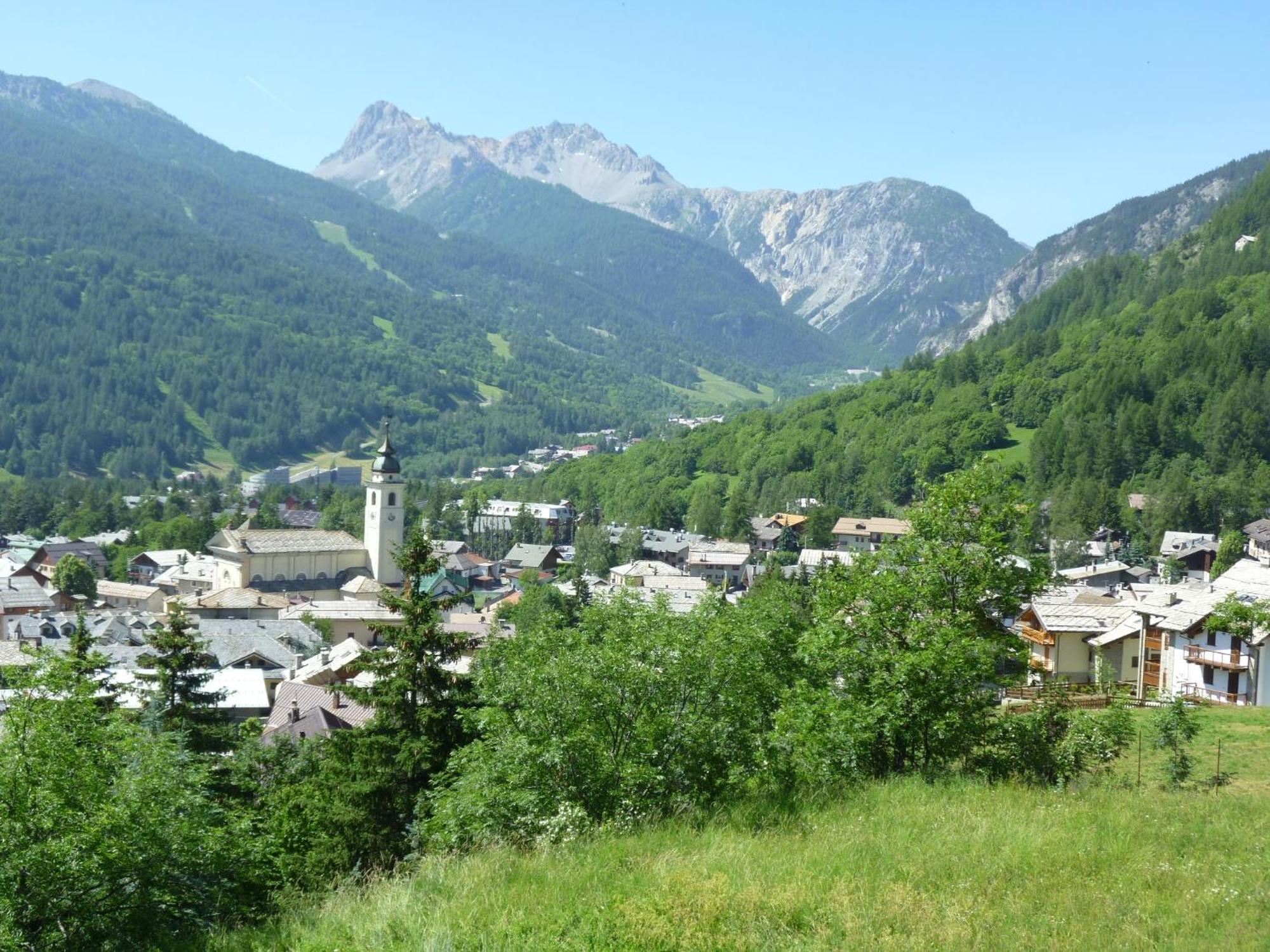 Pensione Bianca Bardonecchia Exteriör bild